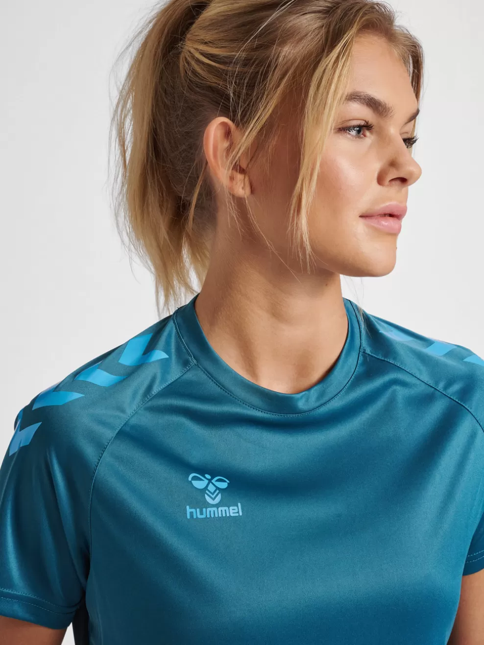 hmlCORE XK CORE POLY TEE S/S WOMAN*hummel Store
