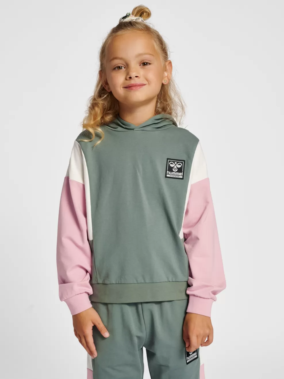 hmlPALOMI HOODIE*hummel Best
