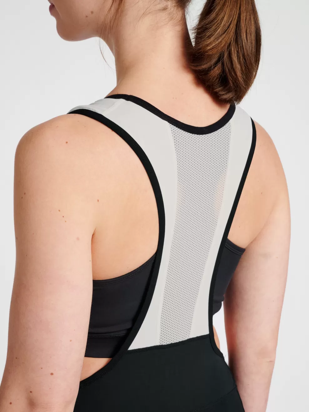 WOMENS CORE BIKE PANEL BIB SHORTS*hummel Outlet